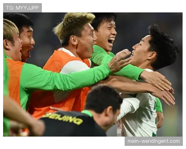 泰山左路防守成为对手突破口 边后卫与中卫协防不默契